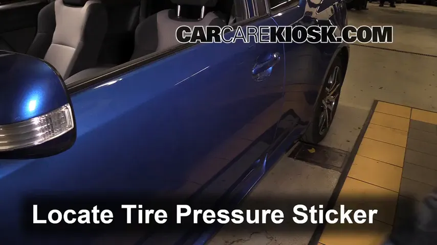2015 Scion tC 2.5L 4 Cyl. Pneus et roues Vérifier la pression des pneus